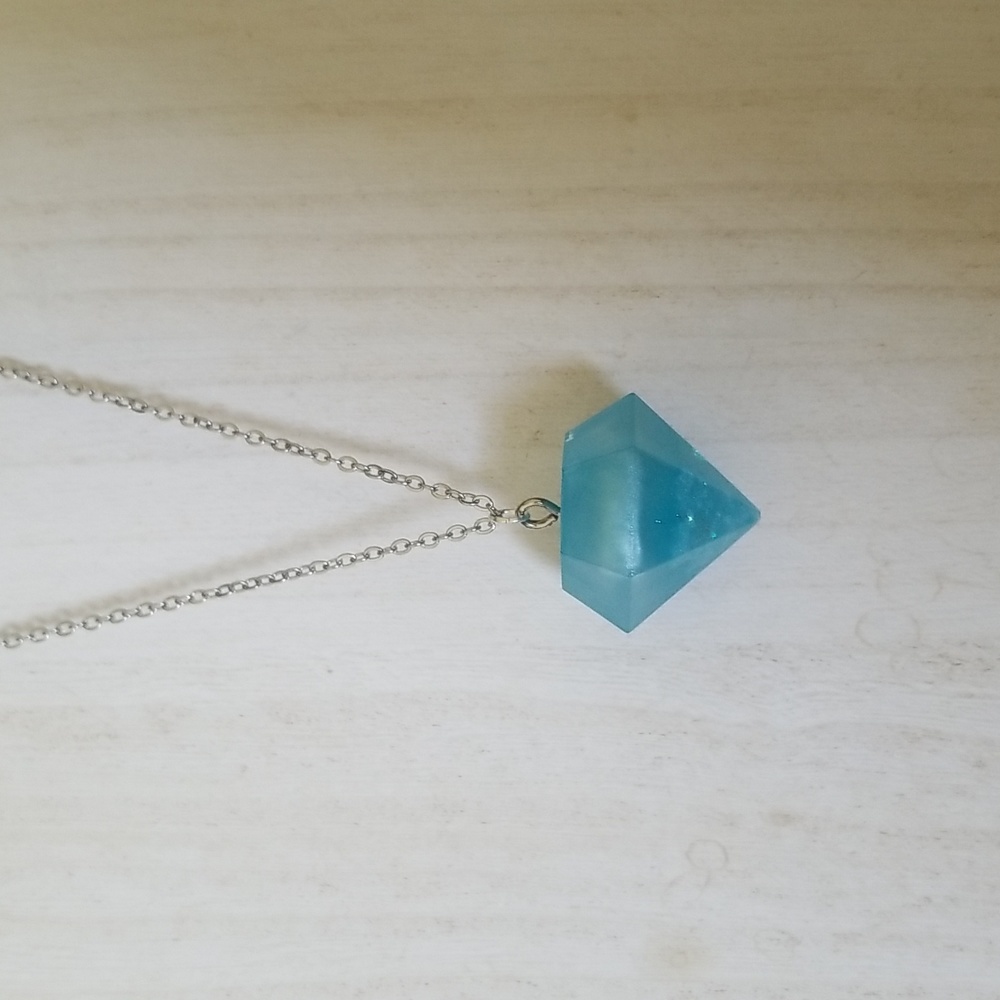 Blue Iridescent Ocean Gem Necklace
